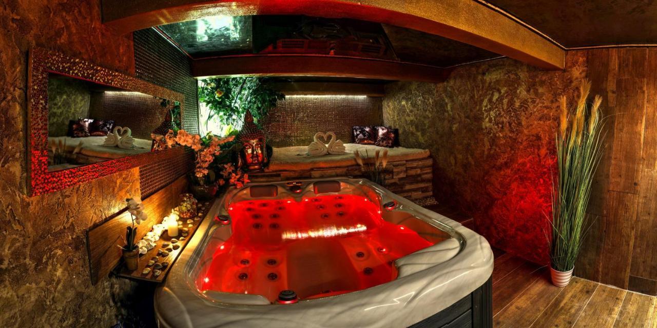 Afrodita Wellness Apartman Прага Экстерьер фото